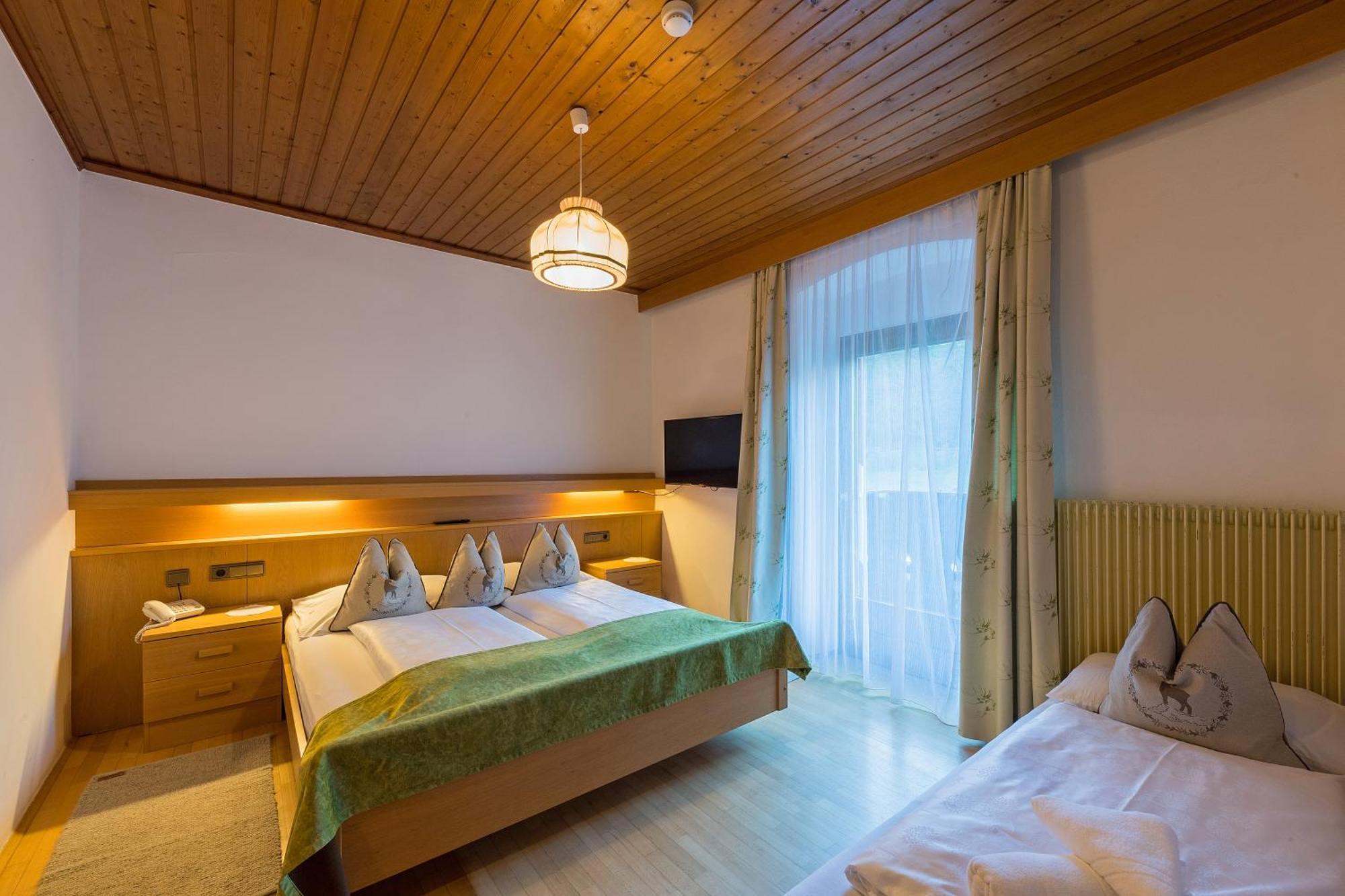 בראייס Alpin Natur Hotel Brueckele מראה חיצוני תמונה